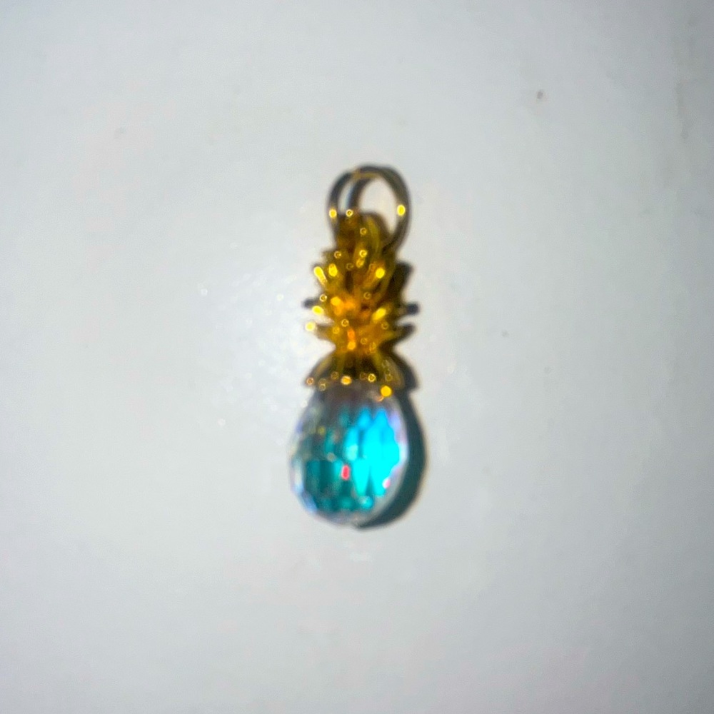 14K Yellow Gold Crystal Pineapple Pendant